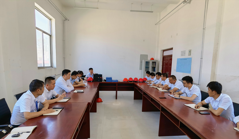 神木分公司召開安全環(huán)保專項會議并開展專項檢查1.png