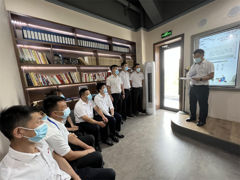 神木分公司黨總支組織開(kāi)展“嚴(yán)家教正家風(fēng)、傳美德促文明”活動(dòng)-2.png