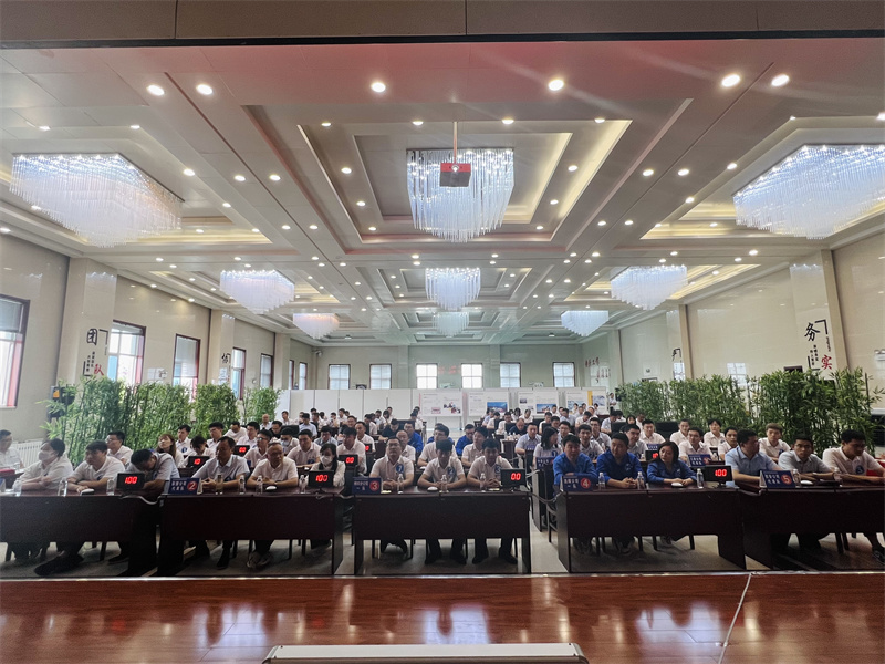 TOP.3：比學趕超！新型能源公司舉辦“學法規(guī)、抓落實、強管理”安全生產(chǎn)普法知識競賽活動.jpg