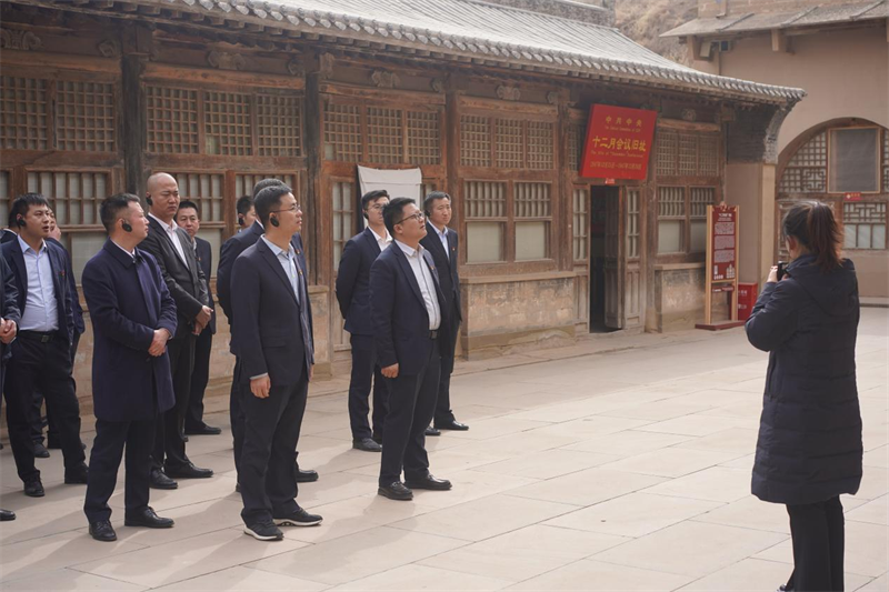 神木分公司組織開展“追尋紅色印記 踐行奮斗精神”主題紅色教育培訓(xùn)活動(dòng)3.png