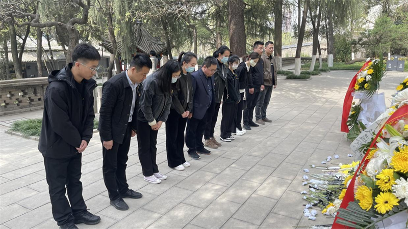北京公司黨支部開(kāi)展“銘記歷史 緬懷先烈”主題黨日活動(dòng)3.png