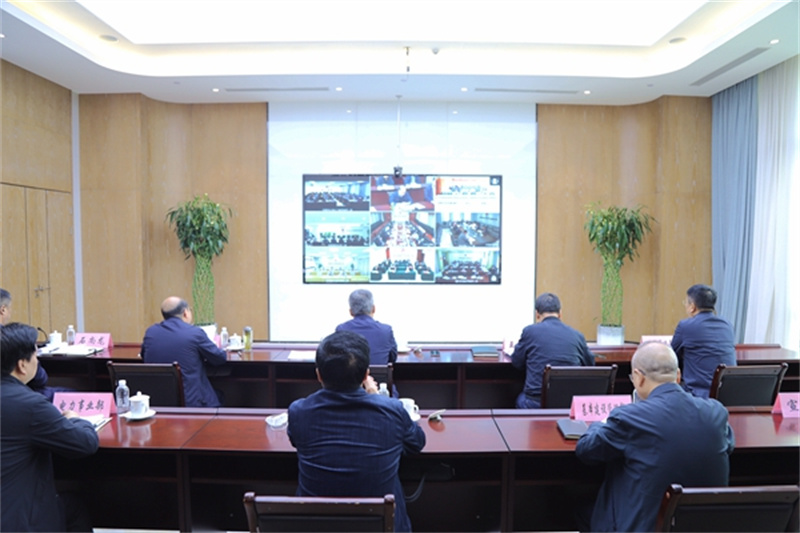 陜煤集團(tuán)召開五月份安全環(huán)保視頻會(huì)議1.jpg