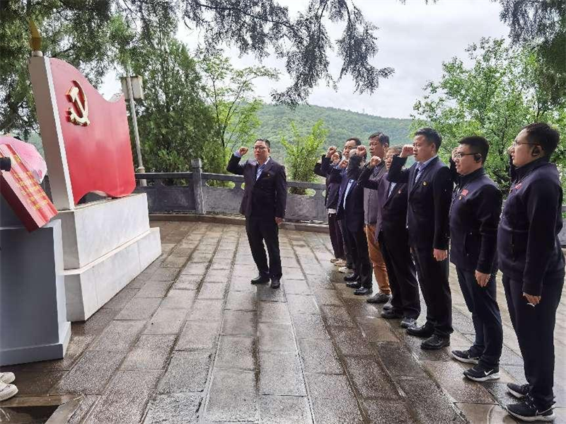 選煤公司：黨建引領(lǐng)聚合力 校企共建促發(fā)展3.png