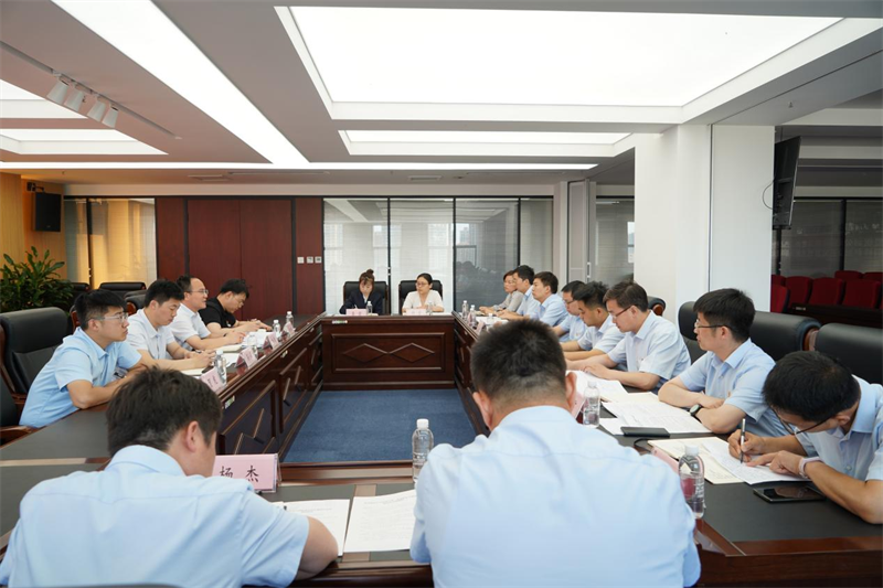 公司黨委委員、紀(jì)委書(shū)記高小軍到基層單位開(kāi)展企業(yè)文化、黨建暨黨風(fēng)廉政建設(shè)調(diào)研