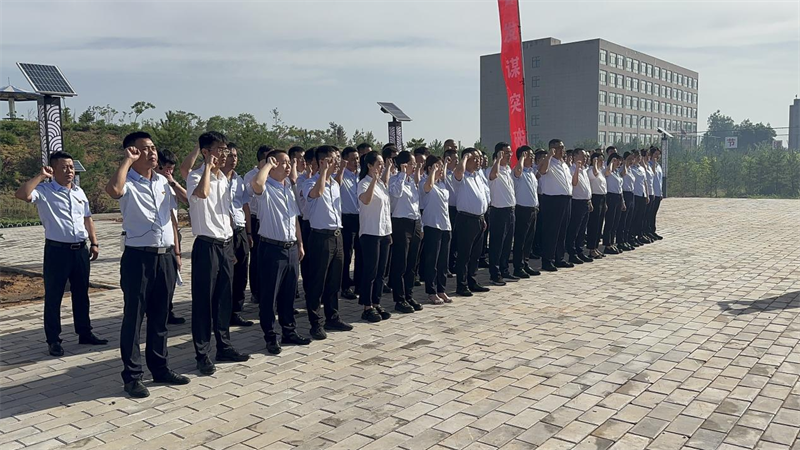 神木分公司黨總支開展黨建廉政“微黨課”學(xué)習(xí)教育活動1.png